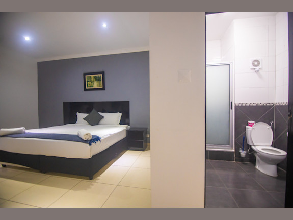 Hotel for sale in Matola, Mozambique