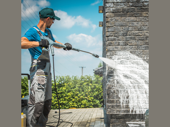 Growing Softwash Business - House, Roofs, Gutters