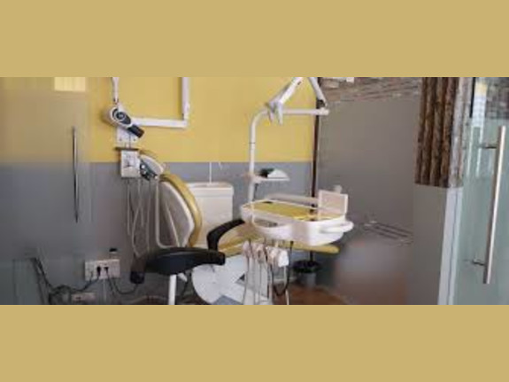 Running Dental Clinic for Sale – Ready
