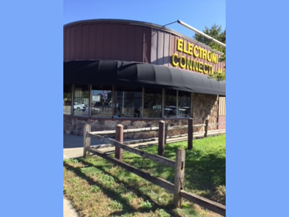 Ford And Newburgh / Sold