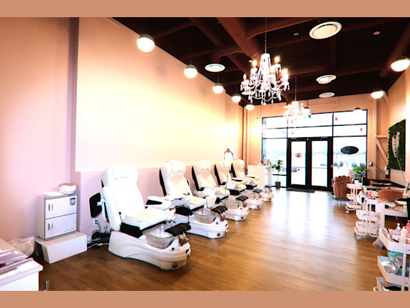 Health & Wellness Day Spa / Chiro / Massage /