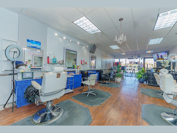 Hair Salon and Spa for Sale in Albany County