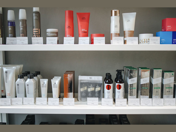 Turnkey Beauty Supply Retail Space with Inventory