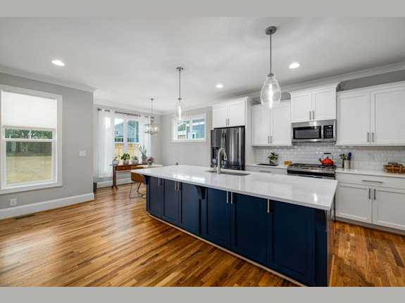 Price Reduced - Flooring Store In Prime Location