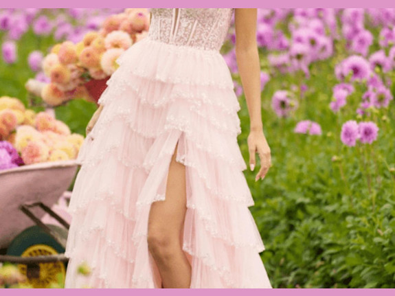 Modern Bridal & Prom Boutique -Seller Providing $70,000 Financing for Buyer