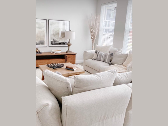 Live Your Passion: Thriving Home Staging Business