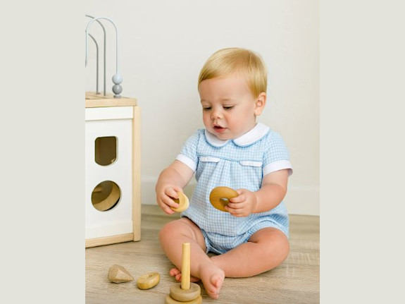 Baby & Children's Wholesale Business+ e- Commerce