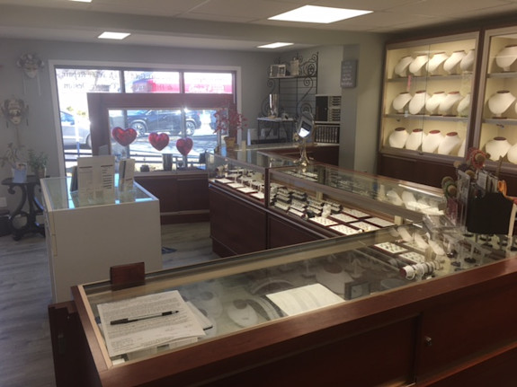 High End Jewelry Store For Sale in New York