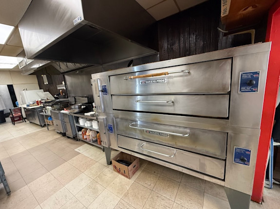 Established Turnkey Pizza Shop for Sale