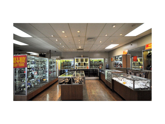 Large Pawn Shop with 34 Years of Continuous Growth