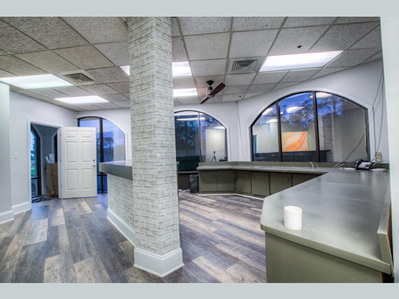 7.4% ROI, Office Condo. 2 Years Left on NNN Lease