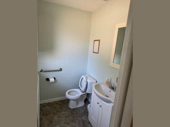 Six-Chair Beauty Salon For Sale and Ready to Open