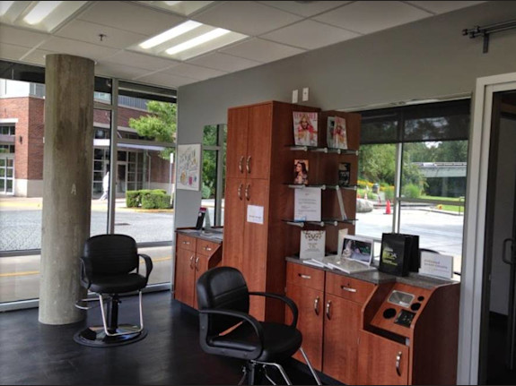 Established and Profitable Salon Studio Business