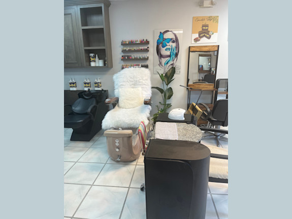 Beautiful Spa Salon For Sale