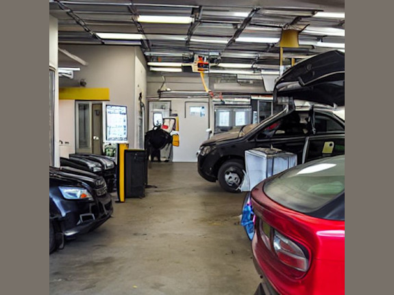 Take the Wheel of This Trusted Turn-Key Auto Shop