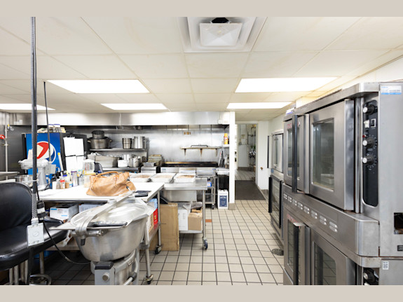 Turn Key Established Bar & Grill Est 2002