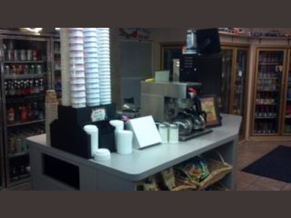 Established Deli in Suffolk County, NY