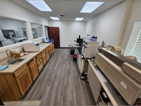 High Complex Lab for Sale Novitas Mac