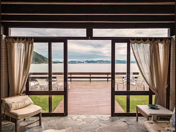 Manufacturer and Installer of Countertops