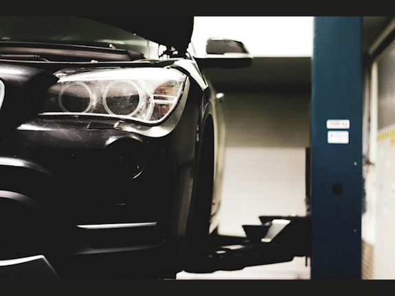 Two Auto Damage Repair Shops in Texas