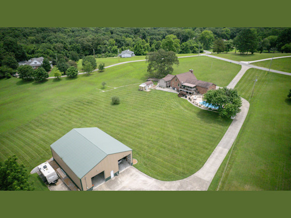 Picture perfect home in Pegram, Tennessee