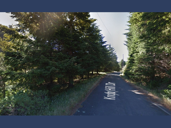 Coastal Living with this lot Near the Ocean