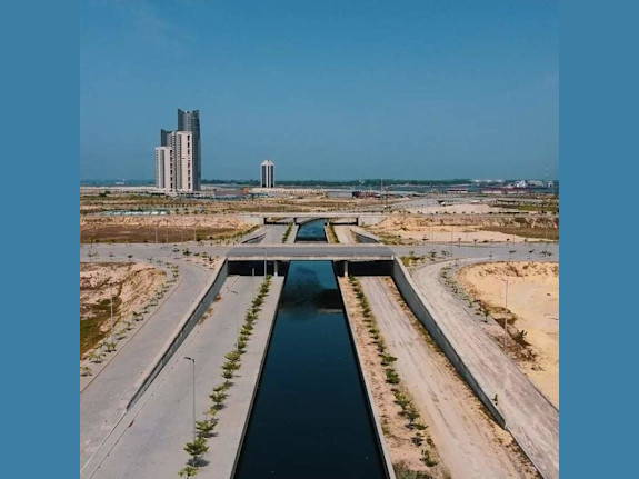 Land Measuring 17,000 Qm