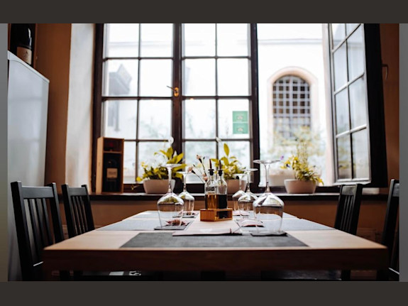 Wine Bar In Wroclaw City Center For Sale