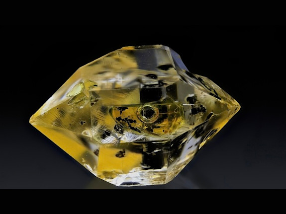 Petroleum Quartz for Sale – Pakistan