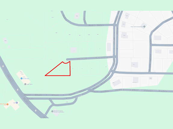 Vacant Lot in the Highly Desirable Community!