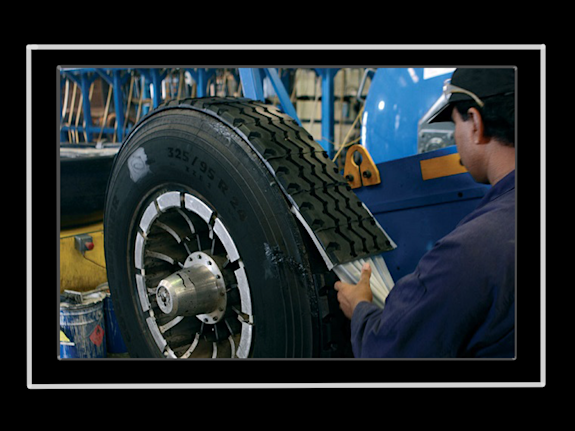 Com. Truck Tire Dealer/Retreater, Absentee