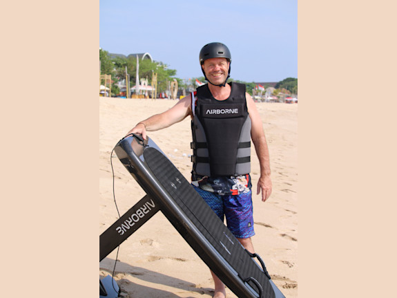 eFoil School & Rental Business / Jimbaran, Bali