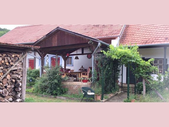 B&B in Hungarian Wine and Hunting Region