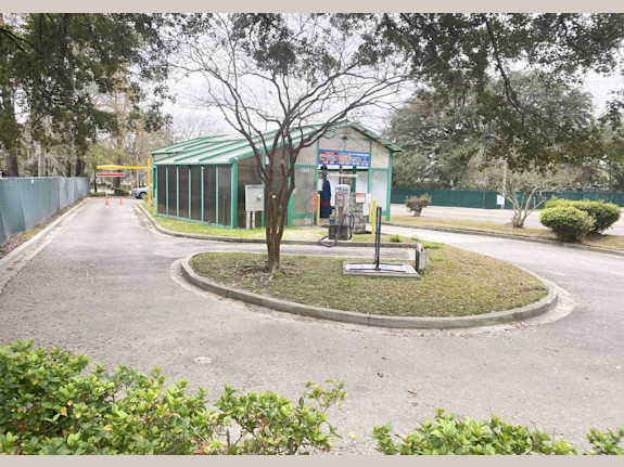 Car Wash W/ Real Estate...Rare Find