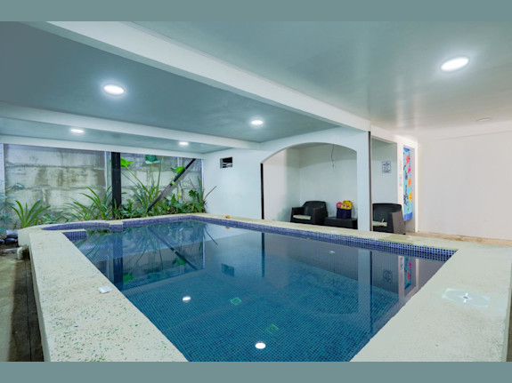 12 Unit Apartment Building, Limon Costa Rica