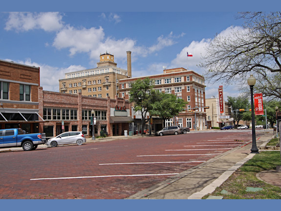 Profitable Vet Practice–  West Texas Opportunity