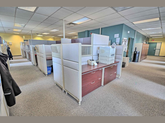 Office / Commercial Space 2,100 to 6,360 sq. ft.