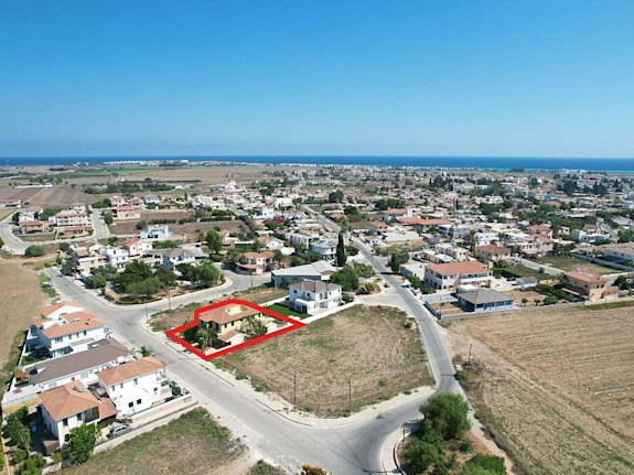 New 4-Bedroom House, Larnaca, Pervolia
