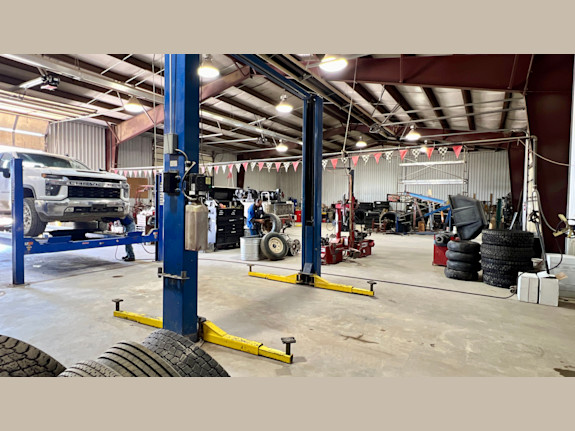 Profitable Auto Service Business Property