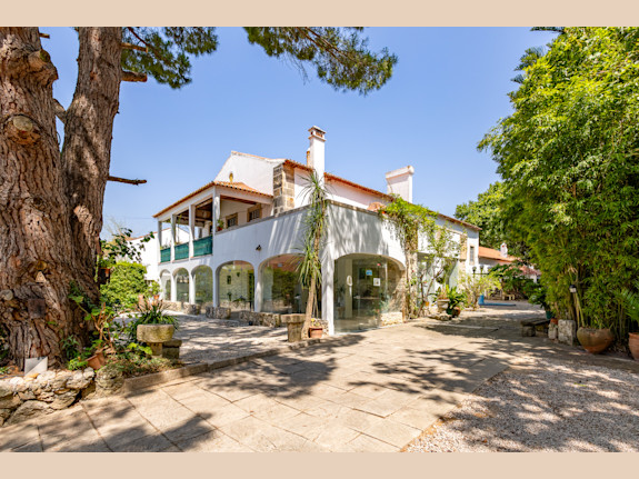 Portuguese Inn, Event Center And Residence