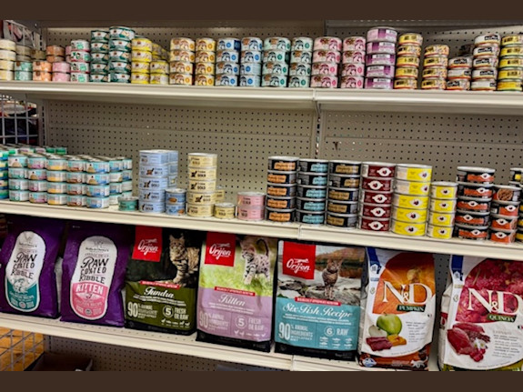 High-Traffic Neighborhood Pet Supply Business