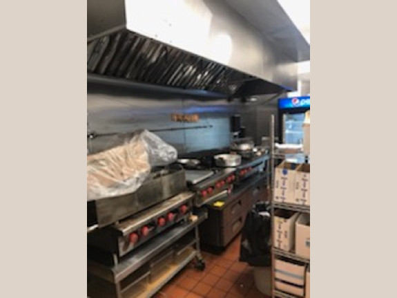 Lucrative Italian Restaurant for Sale in NY