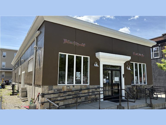 Real Estate With Restaurant Buildout