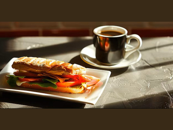 Philadelphia County Breakfast/Lunch Spot With New