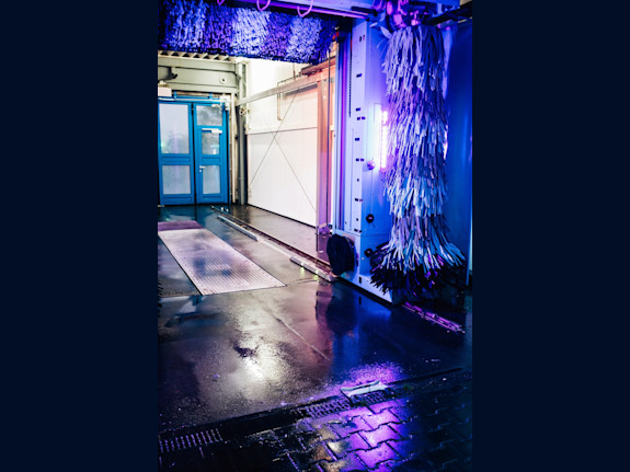 Truck Wash, Parking, Parts Store, Mechanic