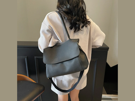 Stylish & Sustainable Women Handbag Business