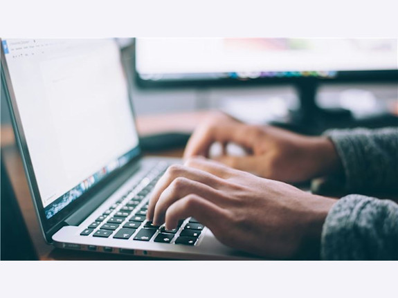 16 Y/O TV/Speaker/IoT Reviews Business