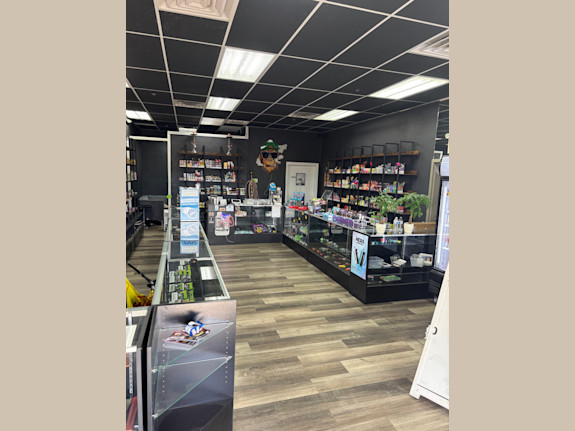 Lovely Smoke Shop, for Your Tobacco & Vaping Needs