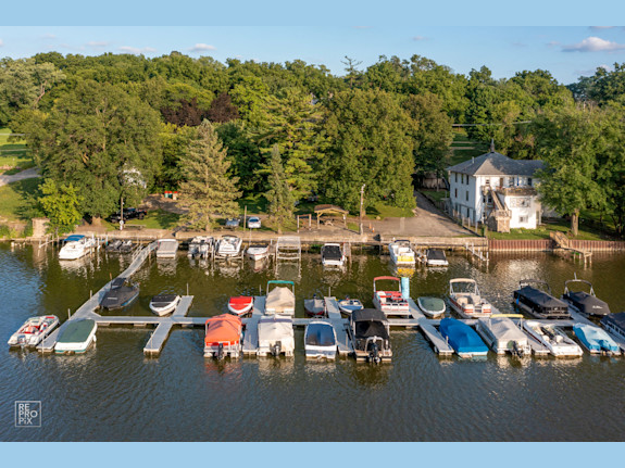 Illinois Chain O'Lakes Marina - 2 Locations