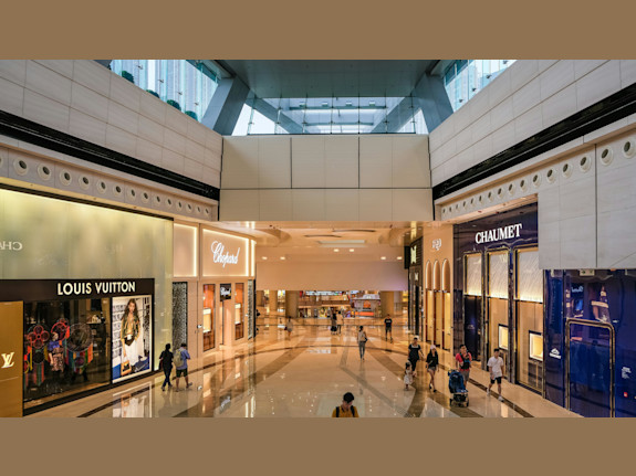 Absentee-Run Fashion Jewelry Kiosk with 2 Prime